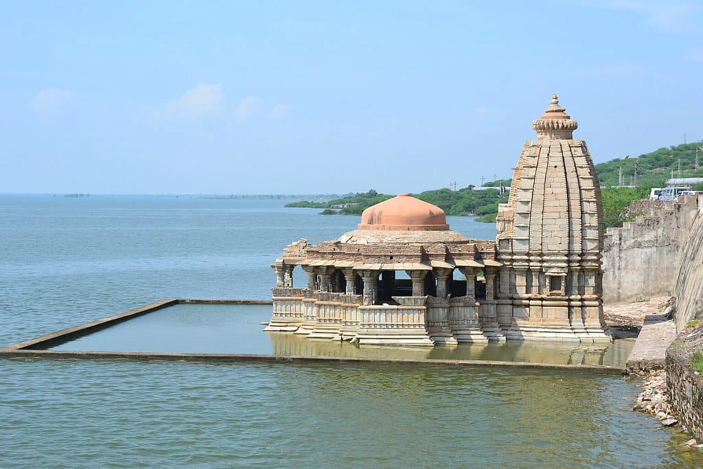 Bisaldev Temple, Bisalpur