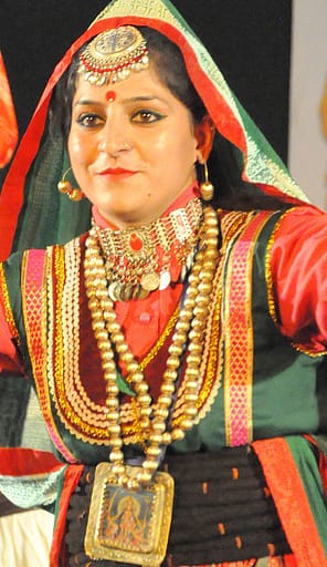 Women in Himachal Pradesh Jewellery (image source: Flickr)