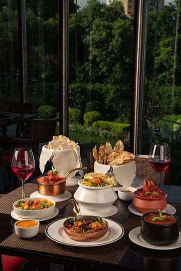 Table Spread Le Meridien New Delhi