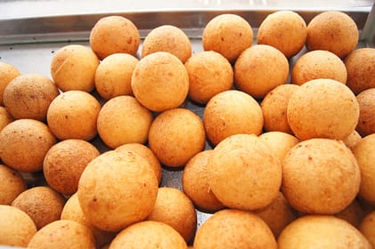 Christmas desserts  - Colombia Bakery Buñuelos 