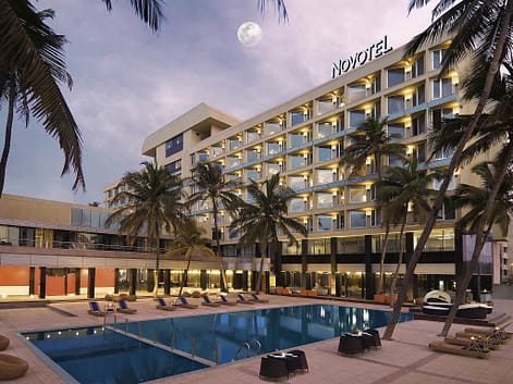  Novotel Mumbai Juhu Beach