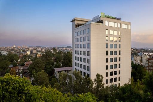  Holiday Inn Express Kathmandu Naxal, Facade