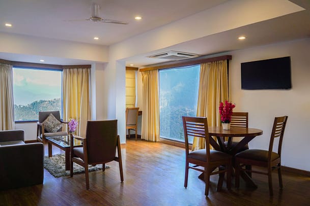  Country Inn Premier – Pacific, Mussoorie 