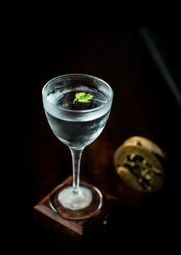 Cocktail game - Coriander Gimlet