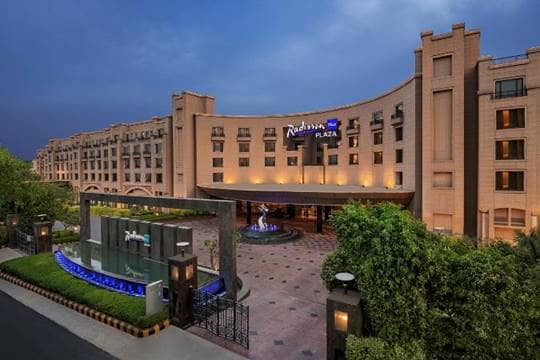 Radisson-Blu-Plaza-Delhi-Airport-Facade