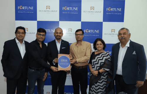 L to R: Dhananjay Saliankar, Sharad Mittal , Samir MC, Sanjeev Kumar Gupta, Sumita Majumder, Arindam Kunar, Fortune Hotels